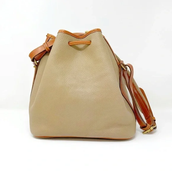 Dooney&Bourke Vintage Medium Bucket Bag - Picture 2 of 6